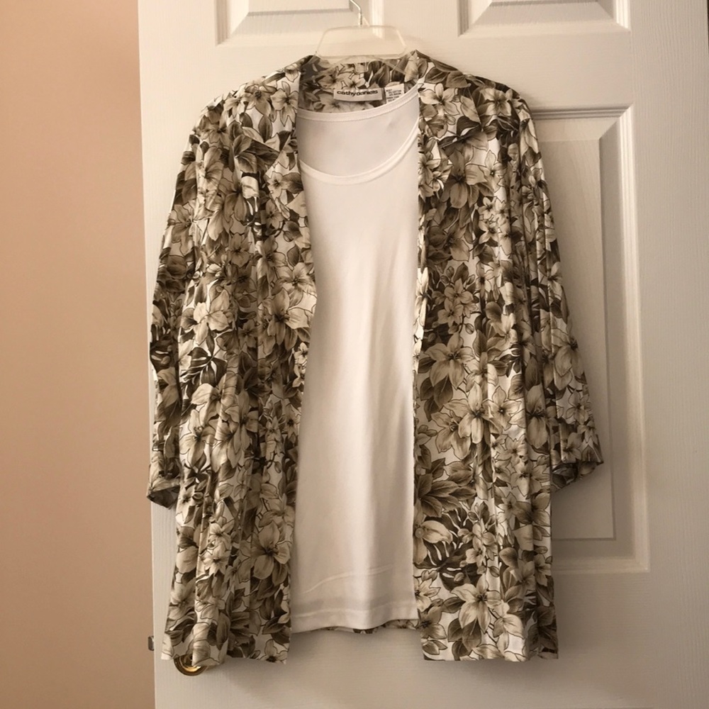 EUC Cathy Daniels 2 piece top